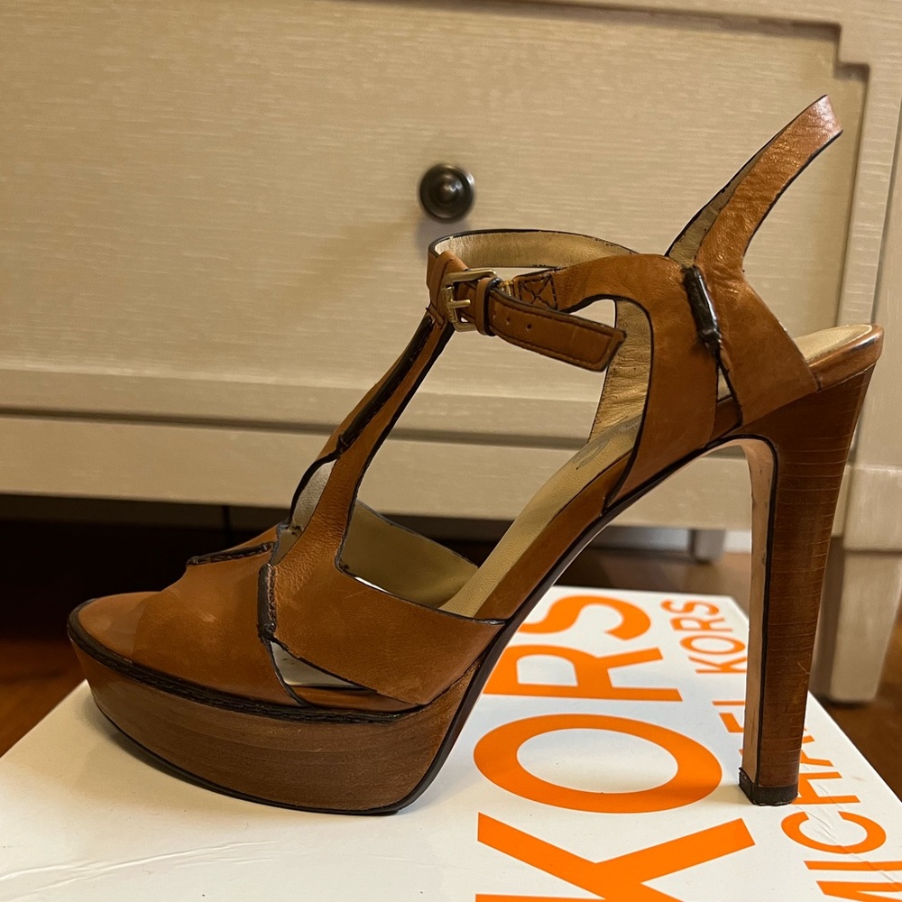 Platform sandal